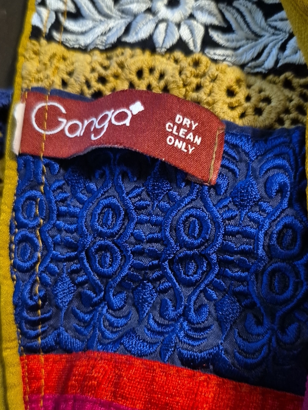 Conga Embroidered - Picture 13 of 15